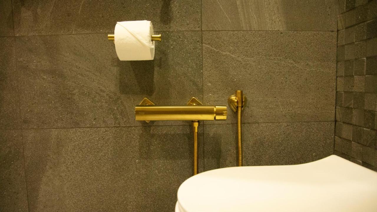 Townhouse Tbilisi Boutique Hotel Bagian luar foto